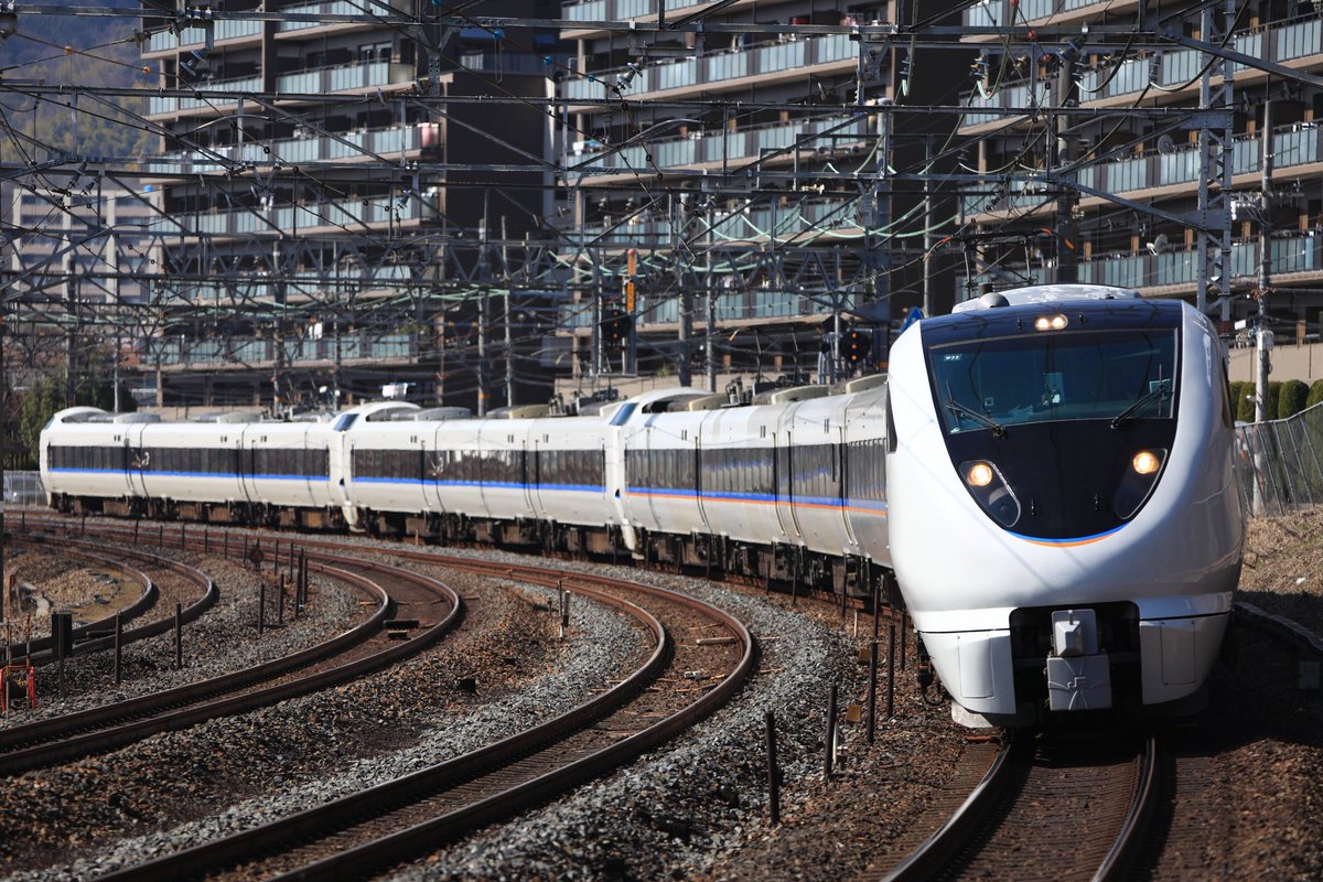 4017M 特急サンダーバード17号 敦賀行き 683系W35+V32+V35編成 683系0