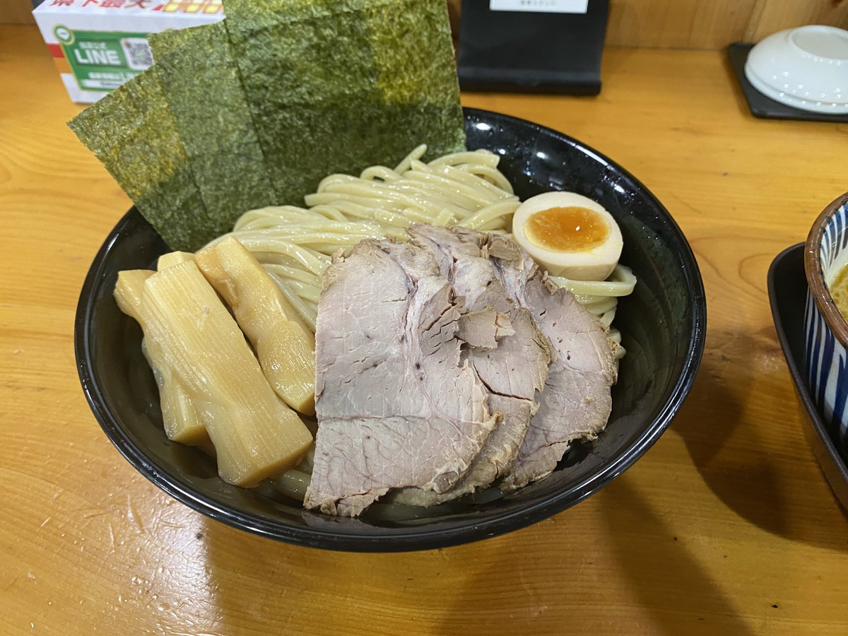 MisaoFukami's tweet photo. 活龍　那珂店
伊勢海老つけめん＋大盛り＋トクのせ

食い過ぎたー！ https://t.co/qsBbzQaALs