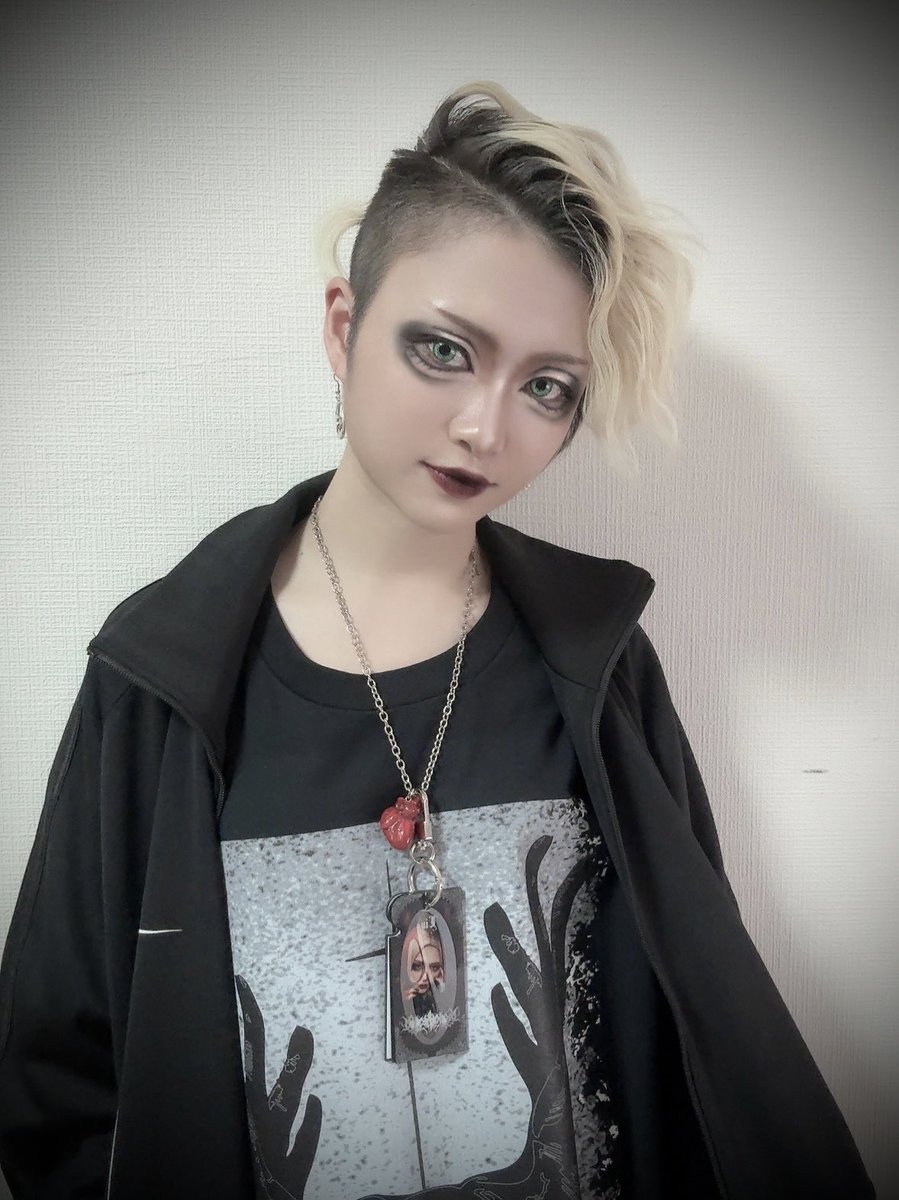 予約特典のオフ会も楽しかったねー！ 私服もいっぱい褒めてもらえて