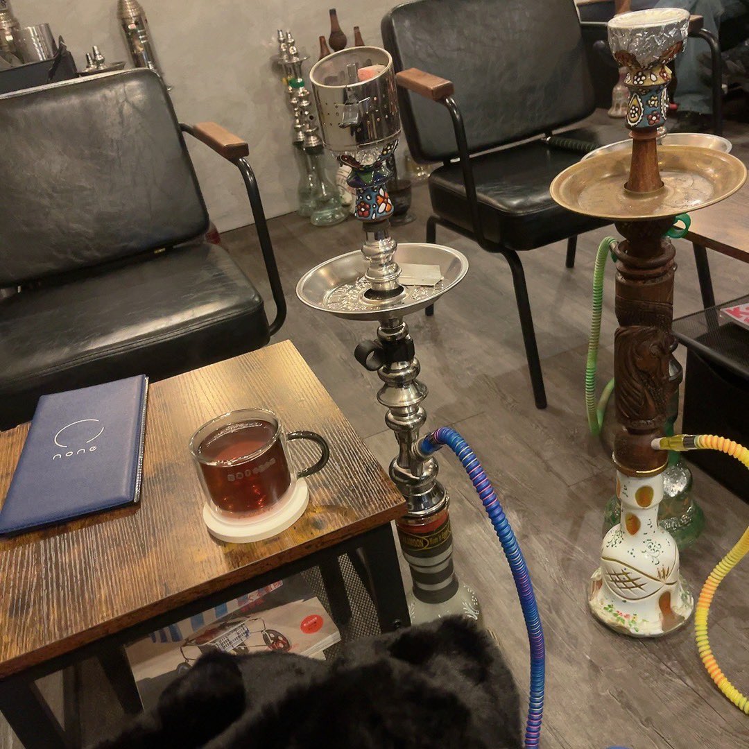 2026/2/21 none( <a href="/cafe_none/">cafe none</a> ) / 冬っぽいやつ
3か月ぶり〜〜〜！早い時間から人いっぱいで(これはたまたまいなかった写真)賑やかnoneだった🙂‍↕️冬っぽいの(雑)でオーダーして美味しかった〜冬〜花粉が元気になってきたけど春は認めません、冬です