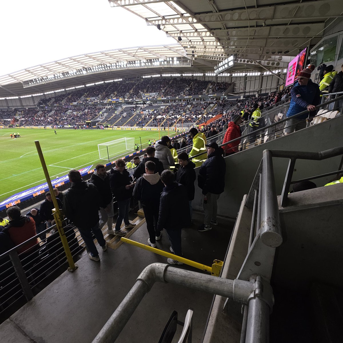TonyLawlee's tweet photo. @HullCity stewards making issues where not needed. Let families and friends sit together you jobs worths #hcfcqpr https://t.co/NaFWg9uwdI