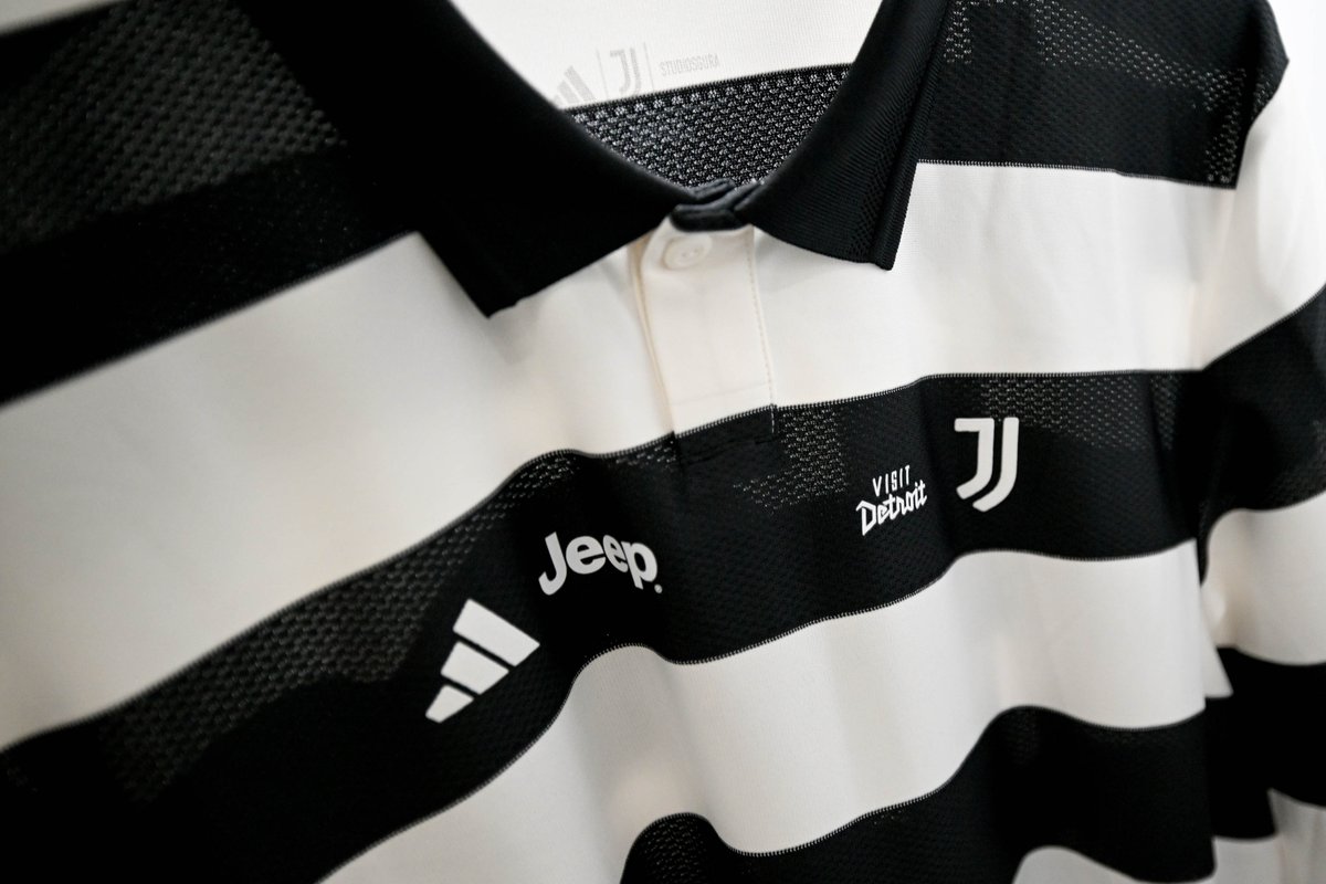 juventusfcen's tweet photo. 📸 Today the players will play in our 4th kit ⚪️⚫️

👕@adidasfootball https://t.co/SnhpiYNjSM