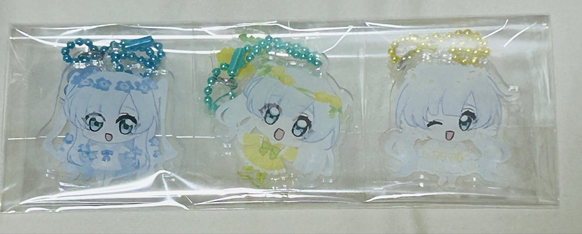 #MYDOO
まいどぅーさんのフラワーフェアチャーム・台座で、お花×麗衣ちゃんアクキー・アクスタを製作していただきました！🌸
一足早く春が訪れて、とっても可愛いです💐
ありがとうございます❗️