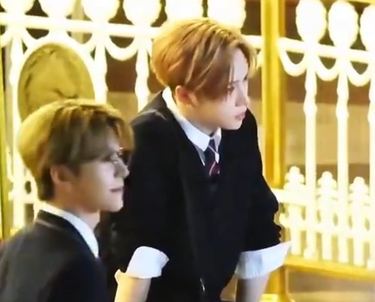 19wons's tweet image. ald1 at amusement park.. seems they are shooting for odf? so glad to see them 🥺🫳🏻