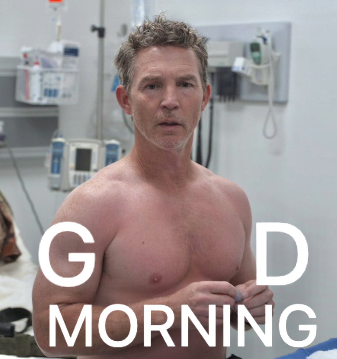 ovomira do jon hamm sagr tweet media