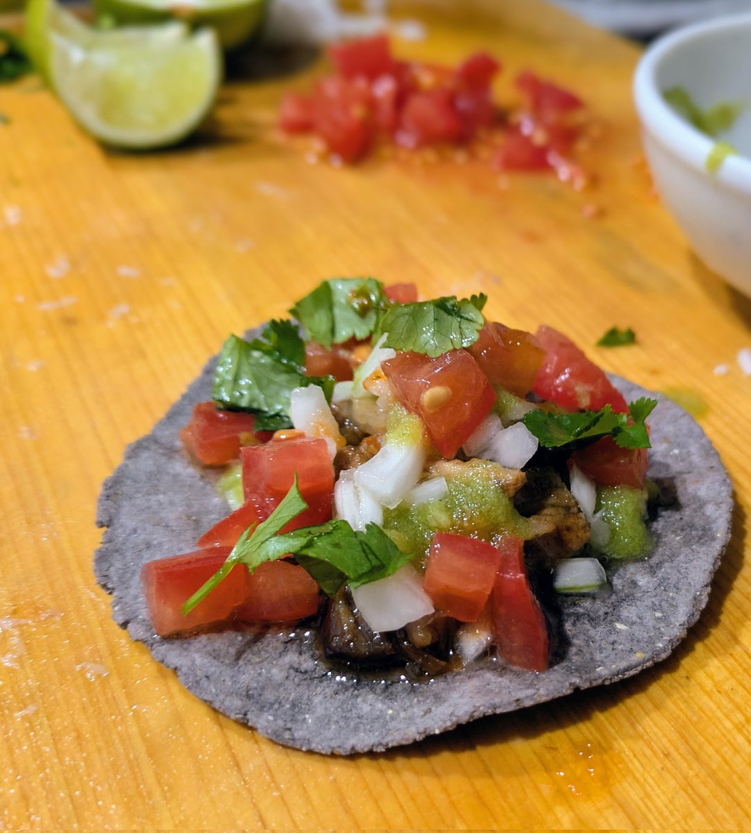 ８９３９ tweet media