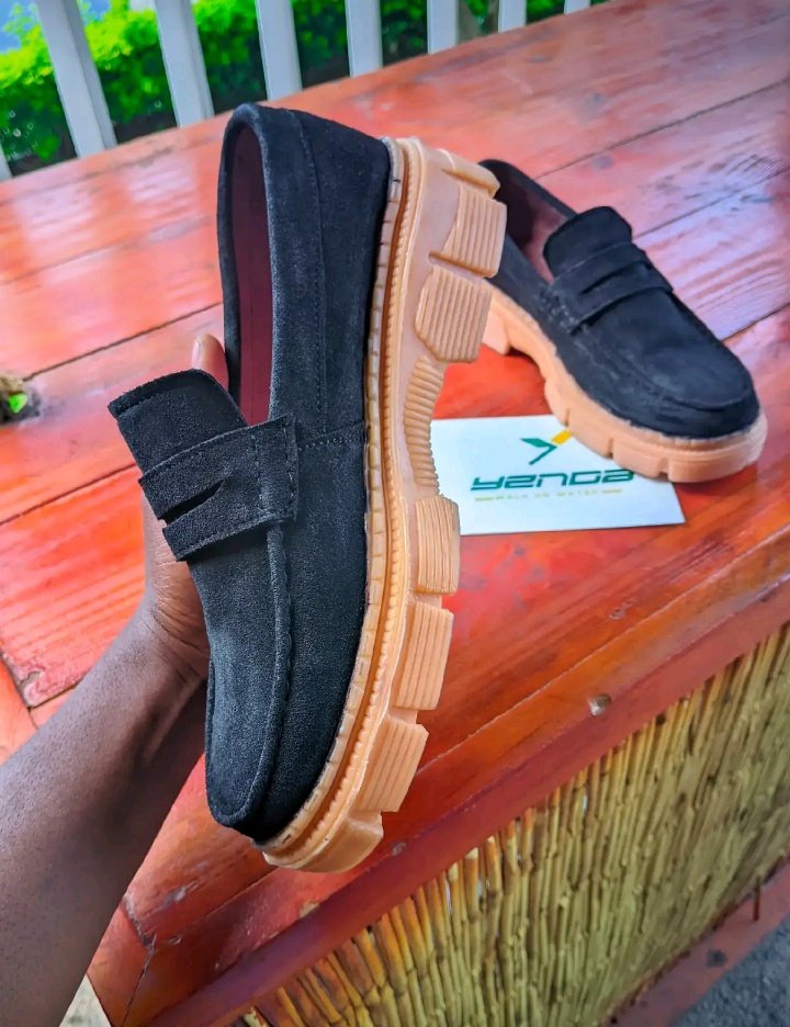 Yenda265's tweet photo. 130k only
Readily available for business 

GET SUEDE PENNY LOAFERS
FROM YENDA

Contact at 0883143425

Rt https://t.co/mMfrSN4xkr