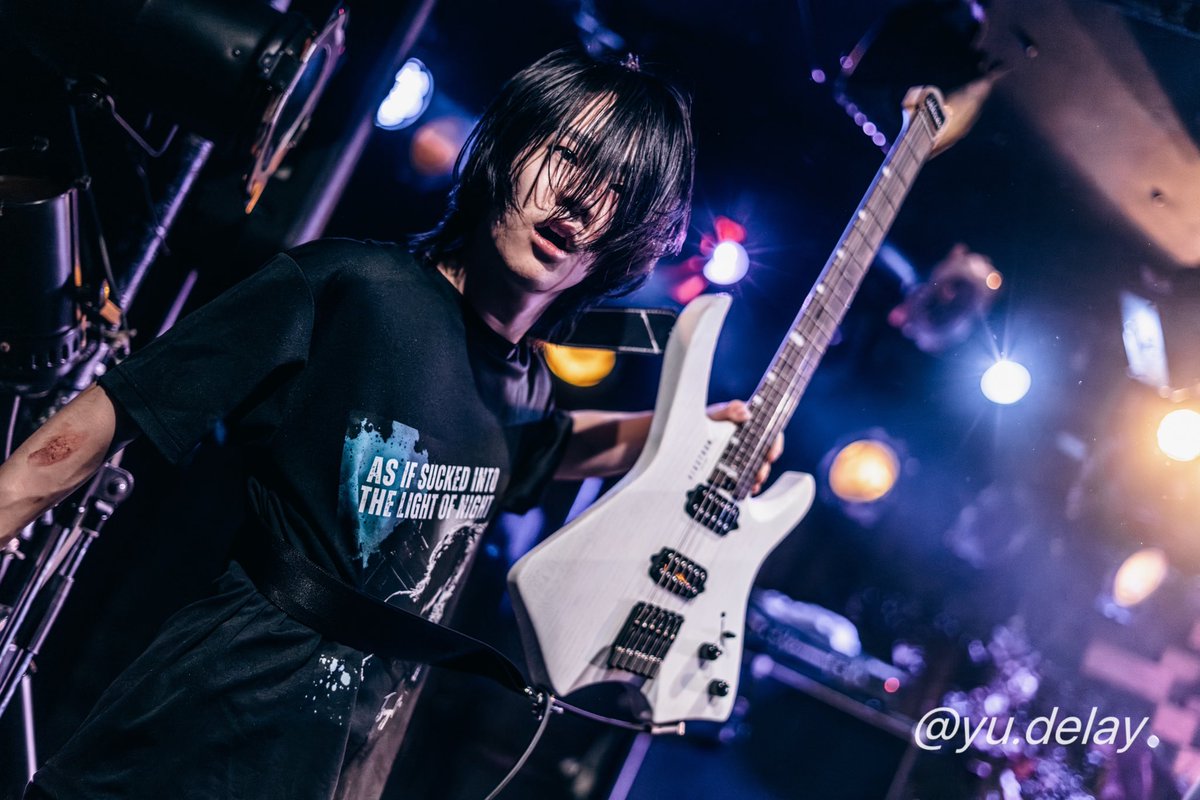 yu_delay's tweet photo. 2025.12.30 『伝破』@ 南堀江 knave
 「ZeL'」さんを撮影📸

これぞ躍動感の中の一瞬の切り撮り。そう自信を持って言える写真を撮らせてくれるバンド。日々感謝。

@KMN__Official
@emo_gt_k
@kaiTo_ufhf
@kota37992677
@zelryodrums

Sp
@kyonoofficial

#カメラ #ライブカメラマン #ライブ写真 #zel https://t.co/3vw8W5DEHL
