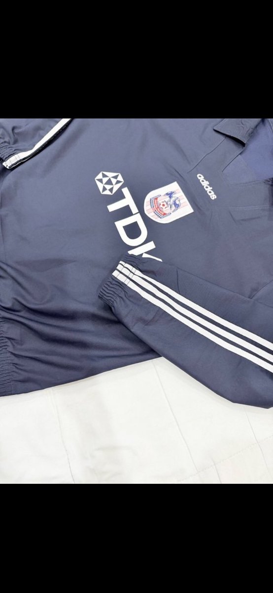 Rob Gale tweet media