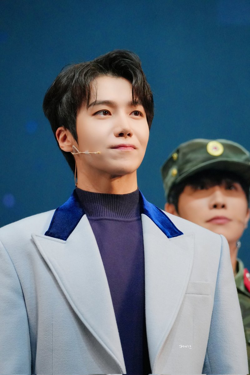 251207 사랑의 불시착
#진호 #JINHO #ジンホ #펜타곤 #크레즐