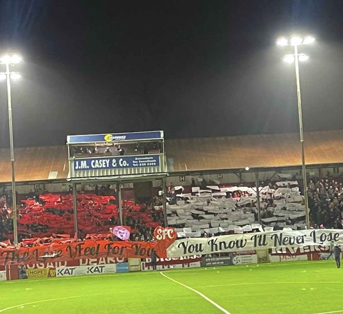 Irishterrace's tweet photo. Some of the scenes in the league last night https://t.co/Meknitz2kJ