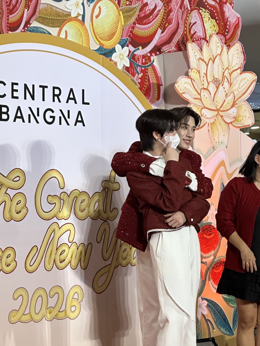 CpnLife's tweet image. มาดูคนรักกัน 🫶🏼👀

TLEFIRSTONE AT CENTRAL BANGNA

#TleFirstoneXCentralBangna
#TheGreatChineseNewYear2026
#CentralPattana #CentralBangna
#TleFirstOne