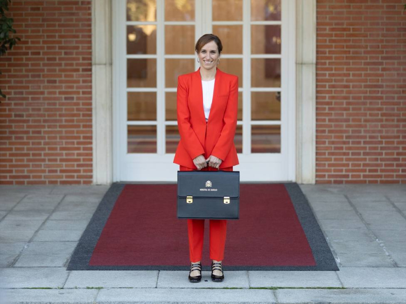 Que dice Mónica García que quiere "topar los precios de la vivienda y ponerle coto a los especuladores".

si estuviera en el gobierno sería la hostia, eh?

OH, WAIT!