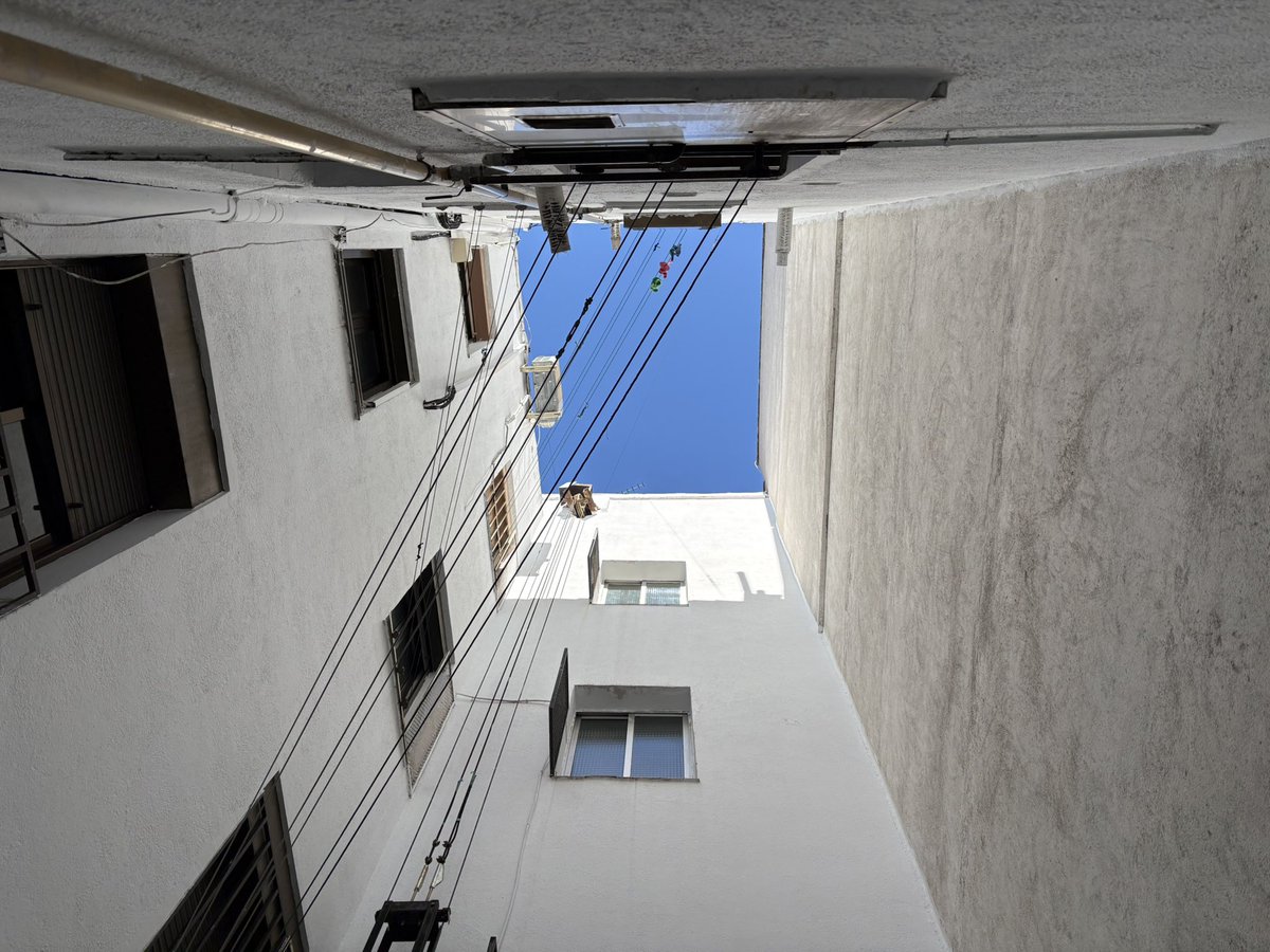 tweaking tweet media