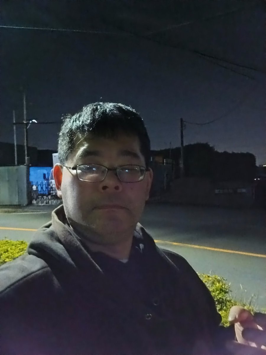 今日は池袋ハロウィン🎃の帰りに行った以来に床屋行きました。4ヶ月近く行かなかったなぁ。
明日はコスホリだし、行くのに髪伸ばし過ぎはマズイと思った。