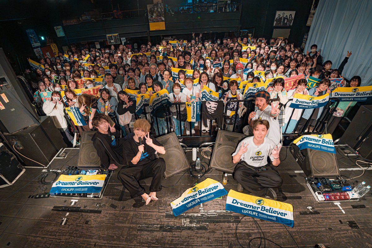 lucklife_info's tweet photo. #ラックライフ TOUR 2026
『Dreamer Believer』
📍2/21(土) 福岡 LIVE HOUSE CB
ツアー3本目、無事に終演いたしました！

LIVE HOUSE CBの皆様、関係スタッフの皆様、
何よりご来場いただいた皆様、本当にありがとうございました！！

「Dreamer Believer」が、そしてラックライフの音楽とライブが、 これからも皆様の“戦う力”でいられますように。その想いとともに、走り続けます！

ツアーもいよいよ折り返し点！
各地の皆様とお会いできるのを楽しみにしています😊

photo by @hilf_ntlo 

next live⏩
ラックライフ TOUR 2026
『Dreamer Believer』
📍2/22(日) 岡山 IMAGE
各公演の詳細はこちら👇
🔗 https://t.co/w473UGynBp

#DreamerBeliever
#LUCKLIFE #럭라이프
#ラックライフTOUR2026
#CLUBCITTA #18周年