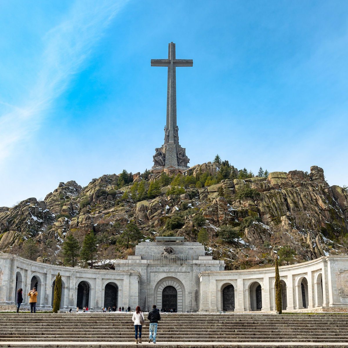 En este inicio de la Cuaresma, España se ha convertido en el país con la catedral y la cruz más grandes de todo el mundo.

Resulta vital saber de dónde venimos para entender quiénes somos y a dónde vamos.

España sólo volverá a ser grande si abraza sus ideales cristianos.