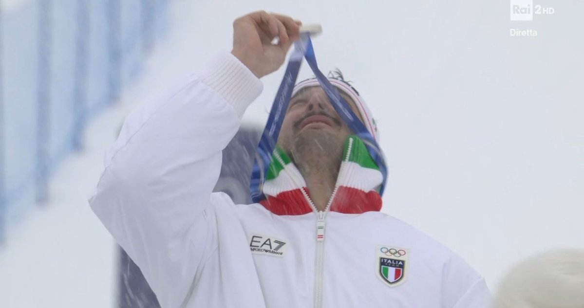Asia90847274's tweet image. Federico che dedica la medaglia alla sua ragazza scomparsa in allenamento l'anno scorso.
Questa vittoria è anche sua 
🥈🇮🇹#Olimpiadinvernali2026