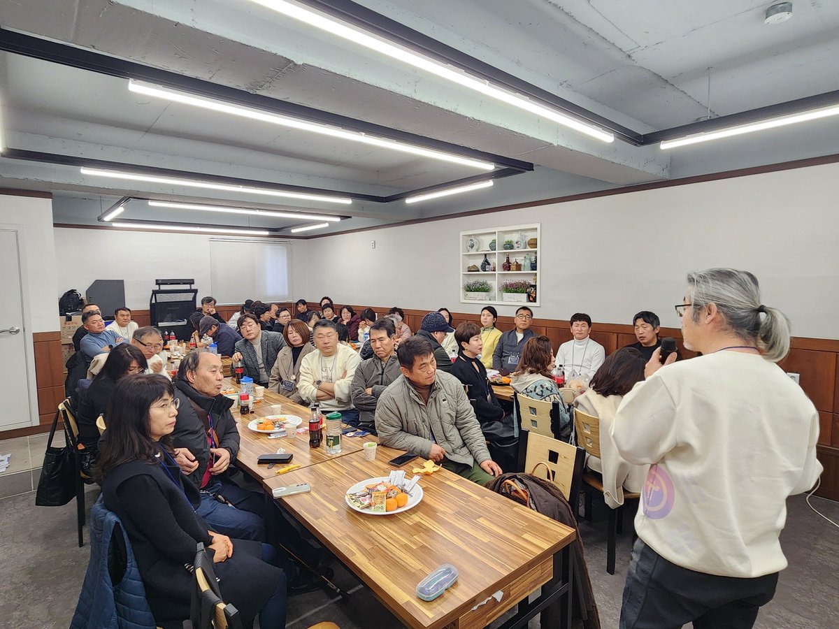 jintaek JUN tweet media