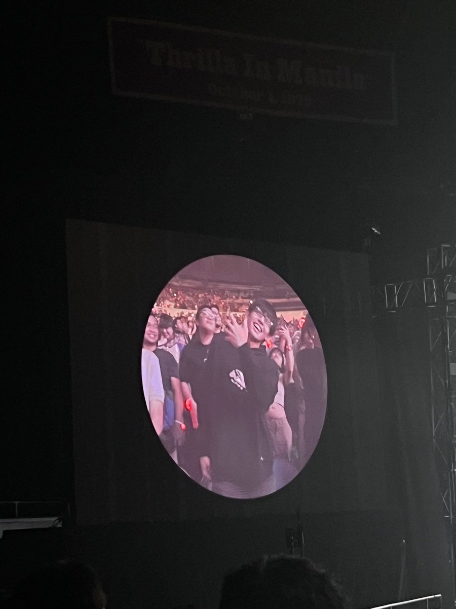 Always present sa concert ni Maki <a href="/justintdedios/">justin</a> 

#KOLORCOASTER