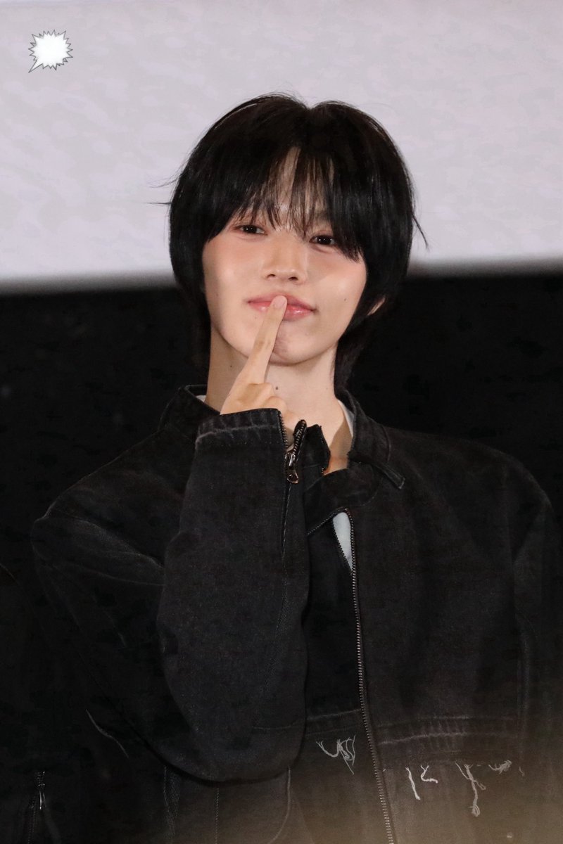 pinwi22's tweet photo. 260221 인더엑스 CGV

#펑진위 #PENGJINYU 
#인더엑스 #INTHE_X https://t.co/YExp5FgUNl
