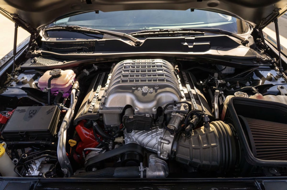 Mecum Auctions tweet media