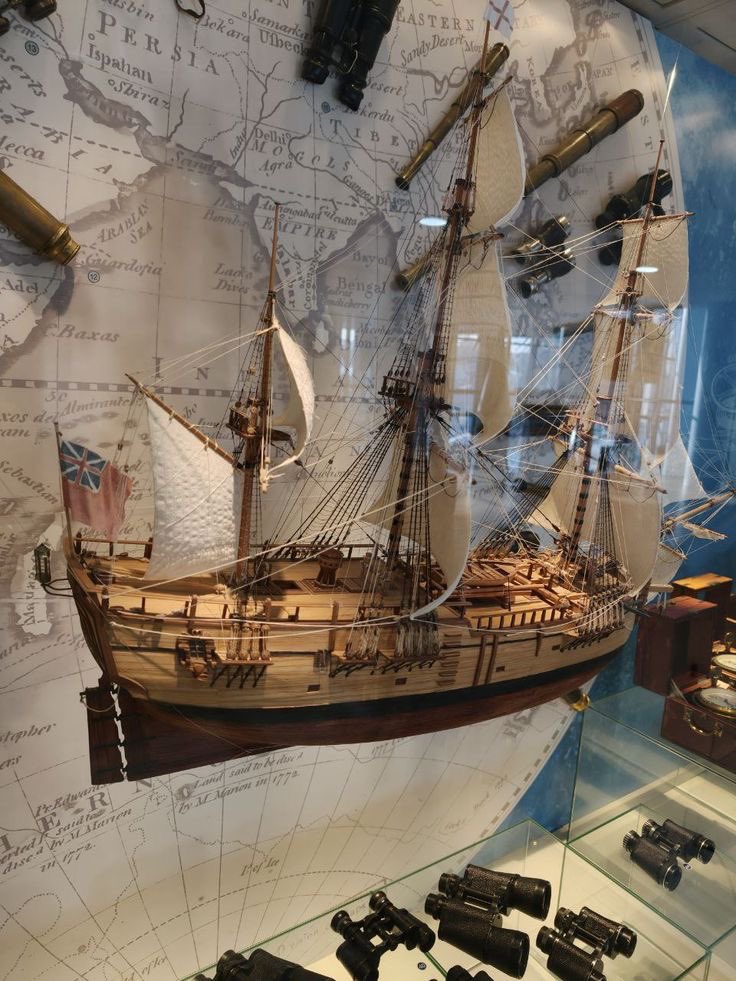 how does pinterest see me?

1.character
2.merch
3. song
4. ship