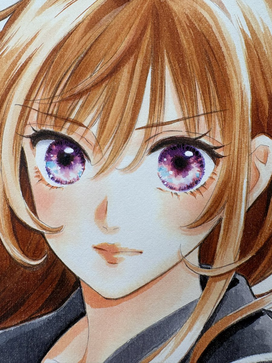 今日サイン会で読者さんからの質問で瞳のグラデーションをどう描くのか質問されて、薄い色を塗り重ねていますとお答えしました。いつか私がカラーで瞳を描く動画を撮れるよう祈っていてください。