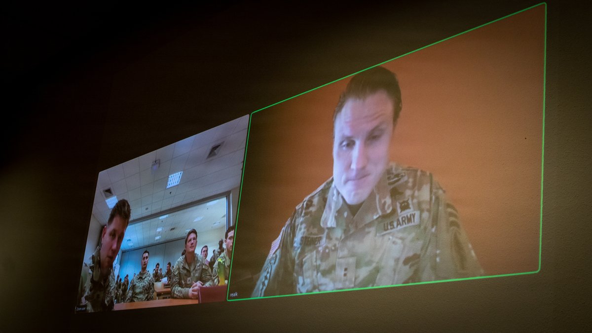 SETAF_Africa's tweet photo. #SkySoldierSaturday | 🗡️ Forging today's @USArmy leadership for tomorrow's challenges. 💥
The @173rdAbnBde's hosted a squad leader academy to prepare #SkySoldier #NCOs to lead in the toughest environments and the most unpredictable situations. https://t.co/RrRnhu1GTi