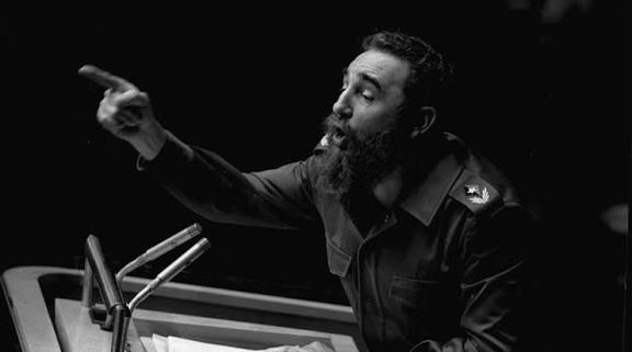 EloylvarezMart1's tweet photo. “Y este es un momento de definiciones para todo el que en el mundo se llame revolucionario, para todo el que en el mundo se llame progresista, para todo el que en el mundo se llame amante de la paz”. #FidelPorSiempre 21/2/1979 https://t.co/LIta2zbEa4