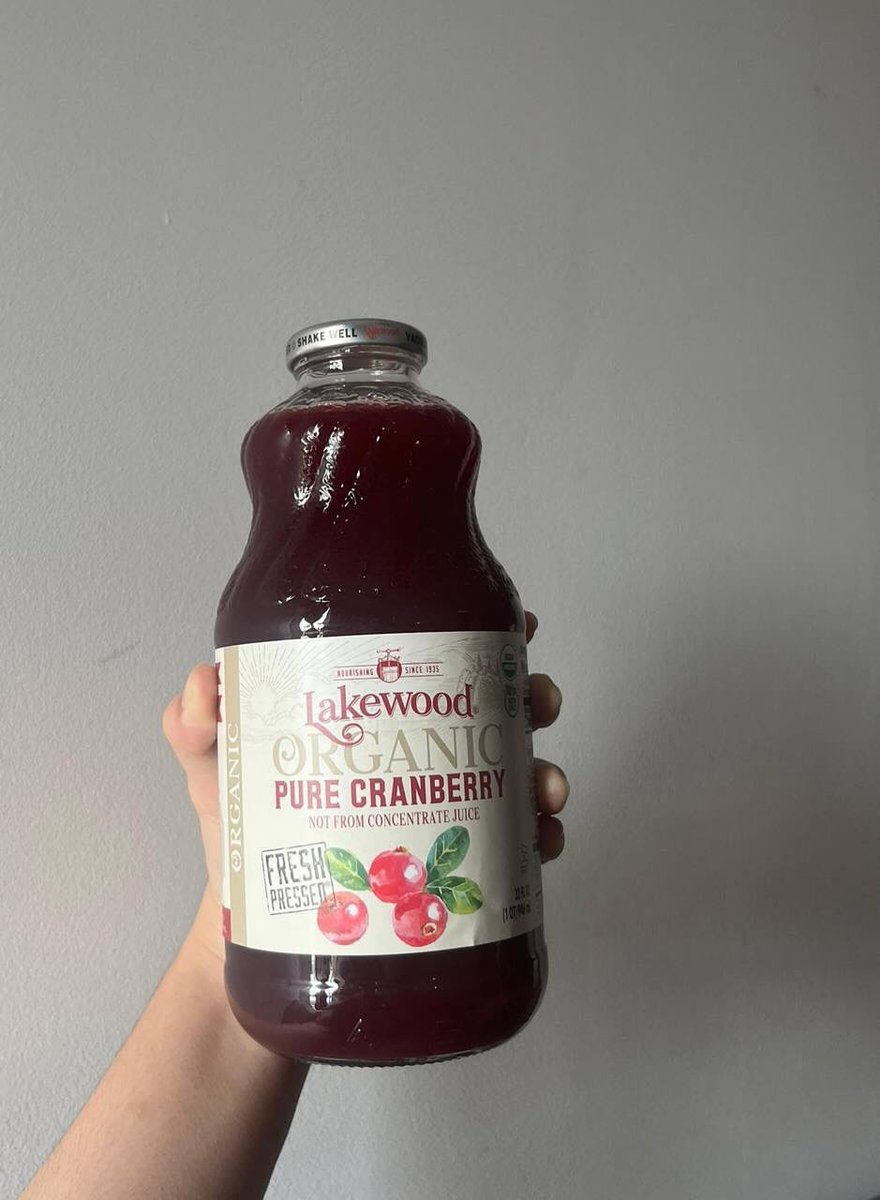 oopsinara's tweet photo. To all married woman
Rutin makan greek yogurt + oatmeal tiap hari, terus jangan skip kegel &amp; stretching. Cranberry juice juga wajib masuk list. Trust me ini salah satu self care yang bakal kamu syukuri nanti. https://t.co/B4gA1YODBT