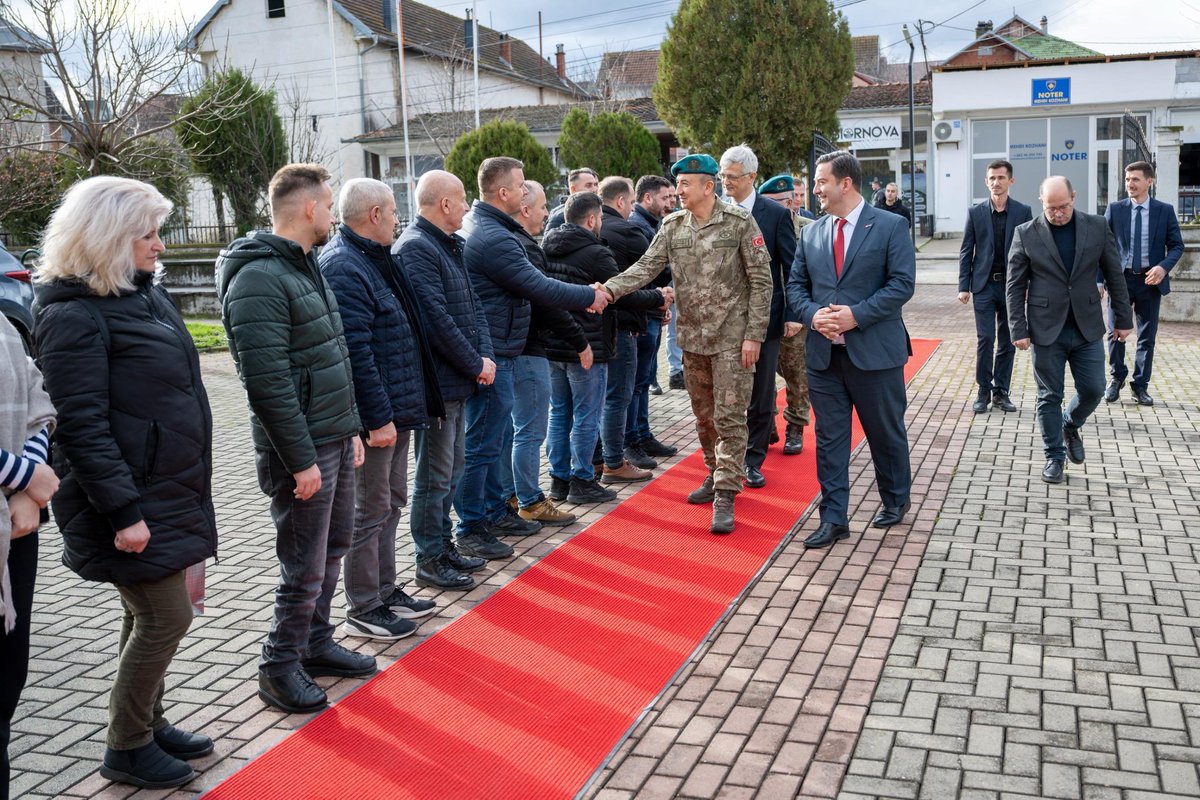 NATO Kosovo Force - KFOR tweet media