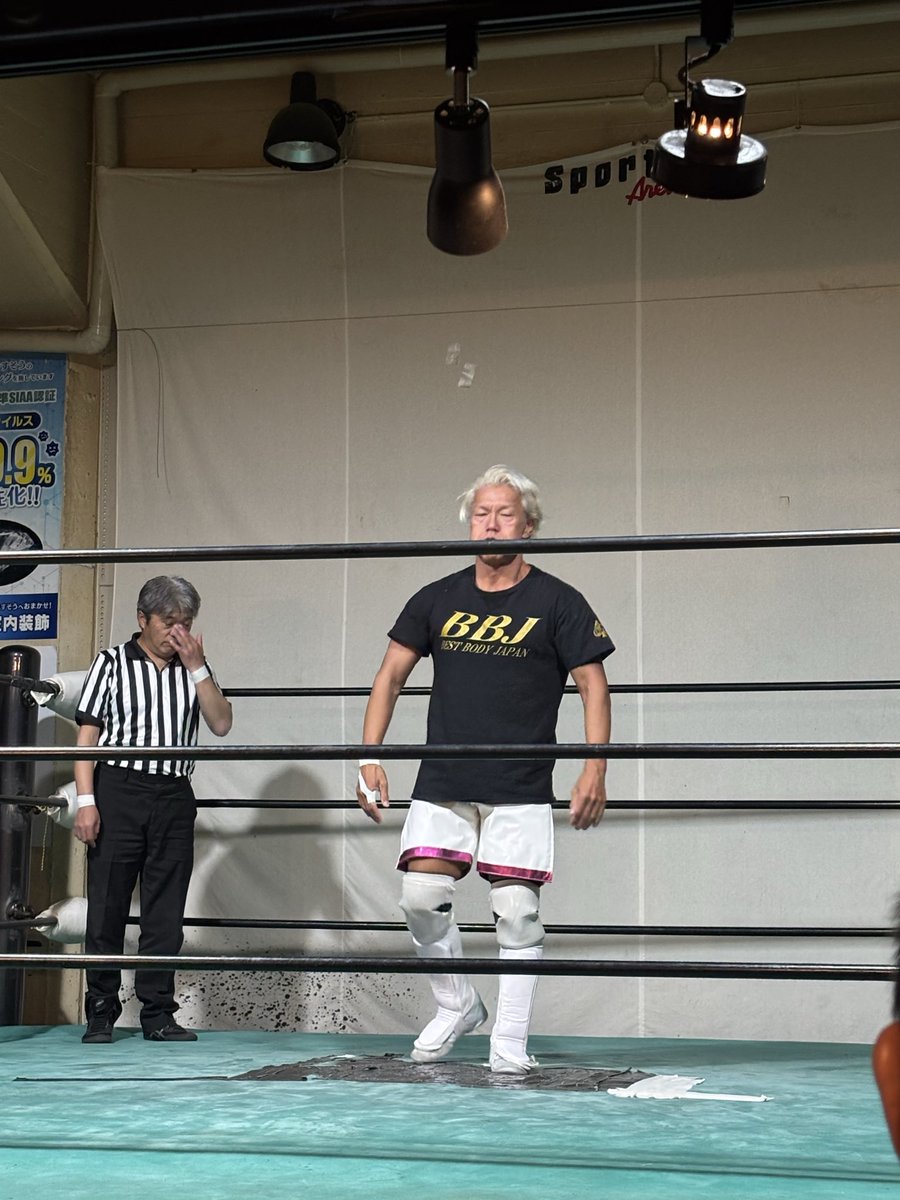bay250's tweet photo. 第二試合
高井憲吾vs樋口靖洋
昨年の愛プロで骨折の憂き目に遭い、長期欠場を余儀なくされたBBJプロレスの樋口選手が本格復帰。
元若鯱コーチ、名古屋の太陽高井さんとの試練の一戦に臨む。
#若鯱プロレス
#pw_dera
#bbjpro https://t.co/pQgcqQQ6ya