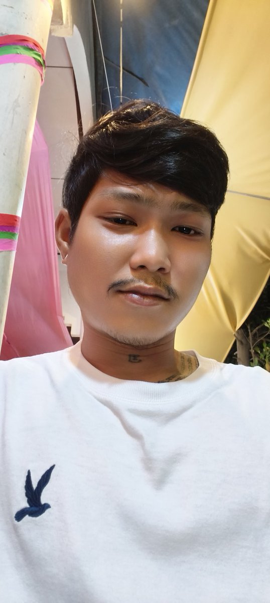 I acne tweet media