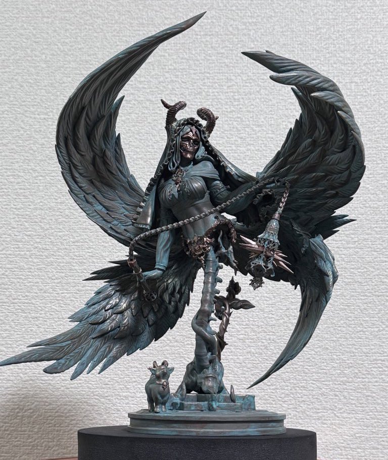 2年前の五美大展に出した等身大のブロンズ像。 実はこの時の「欠落」や