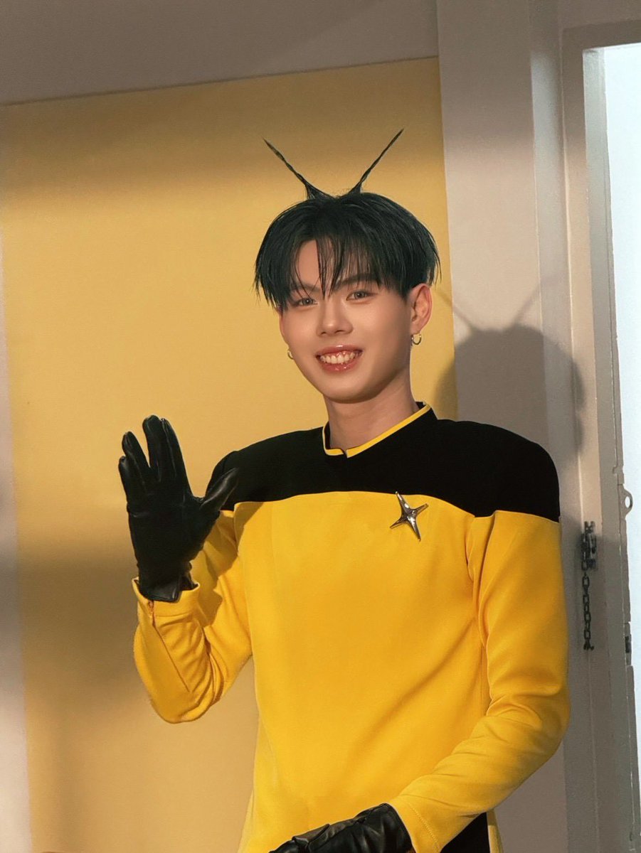 Step2Keng's tweet photo. 🔔🐨
— KENG UPDATE!
🗓️: 21.02.2026
IG post : @ keng_knp
นำสำาพานำไว แปลว่า ไม่ดื้อครับ
#.LE7EL #.Keng_LE7EL
(1/2)
🔗 : https://t.co/fTT19vs1TI?
#KENG_LE7EL #LE7EL
#KENGknpUpdate https://t.co/ZXYEOh59ah