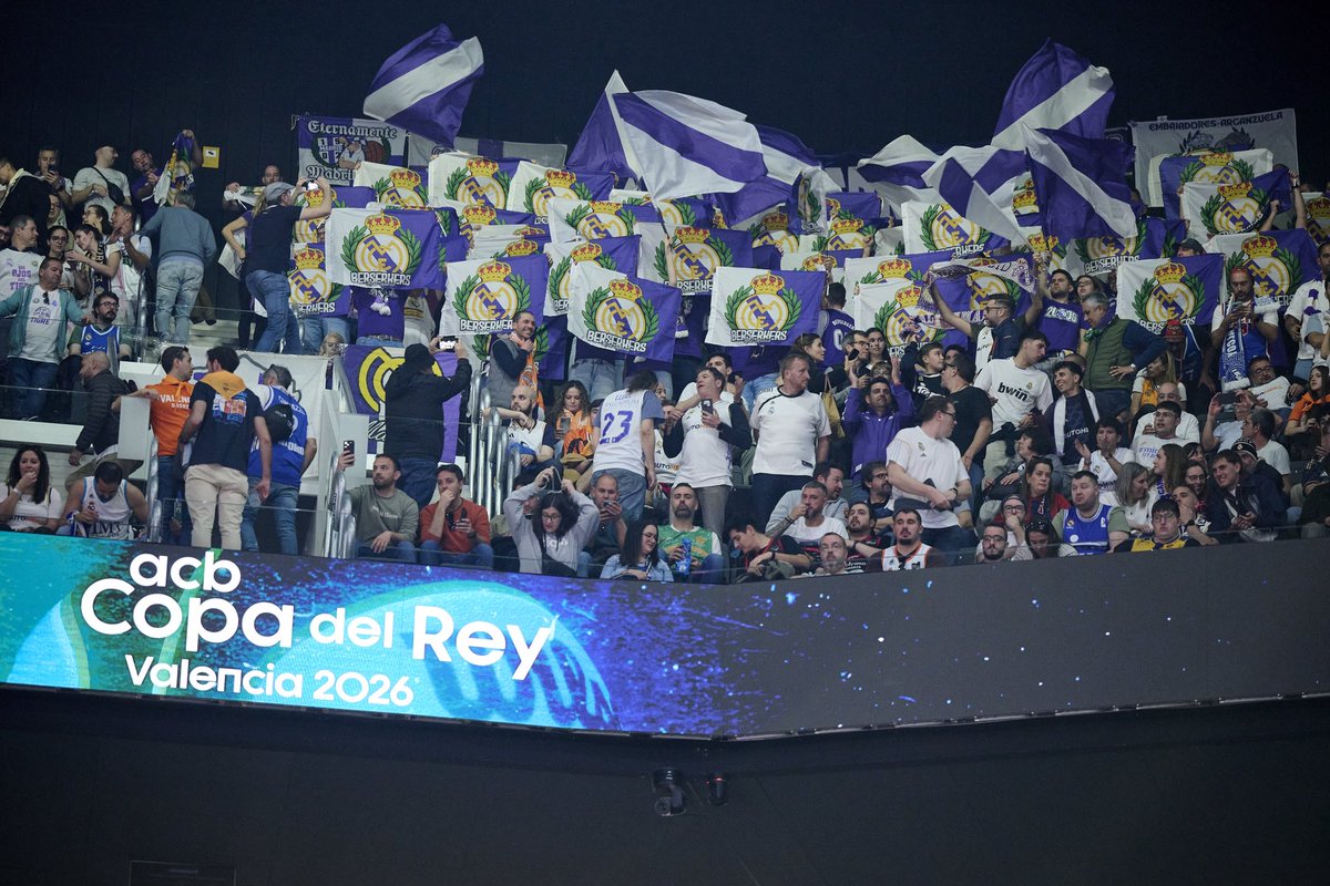 AGENCIA LOF 📷 tweet media