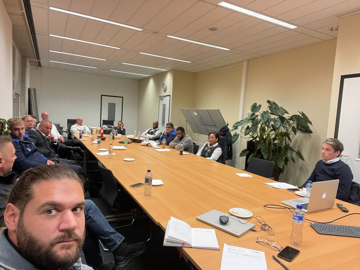 Johan Baljet tweet media