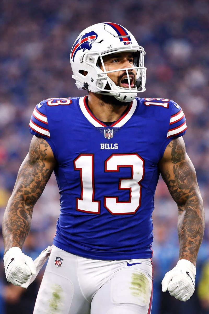 FantasyBowl's tweet photo. — Dime algo que te prenda.
Yo: https://t.co/3PgLxHeuTl