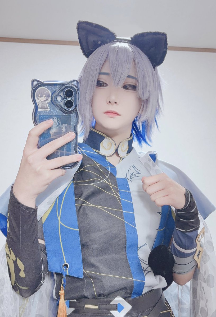 ⚠︎︎　🌈🕒.👻🔪コス.猫耳

猫の日。