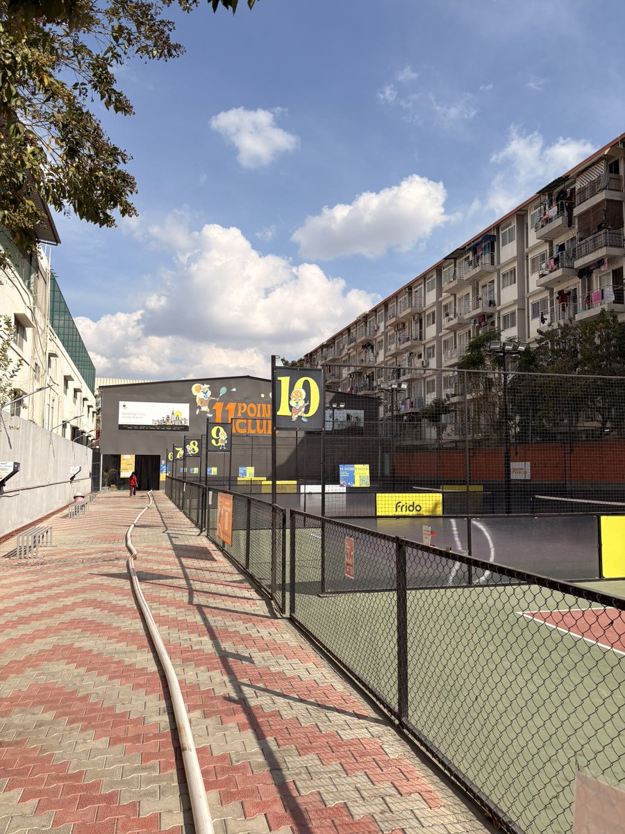 Finally I got to play at the 11 point club, Bangalore. Fantastic venue. Great job <a href="/surbhiskjain/">Surbhi Jain</a> 💥