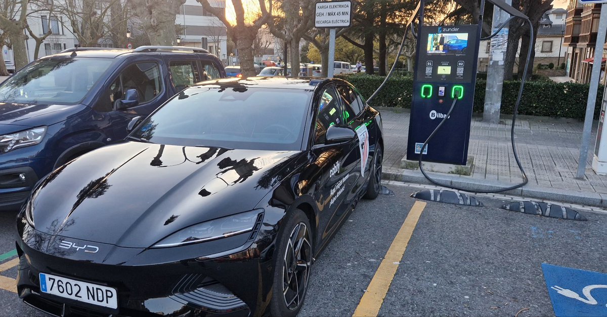 l.Alberto Varona 🏀⚽️🎶🚕🔋🔌 tweet media