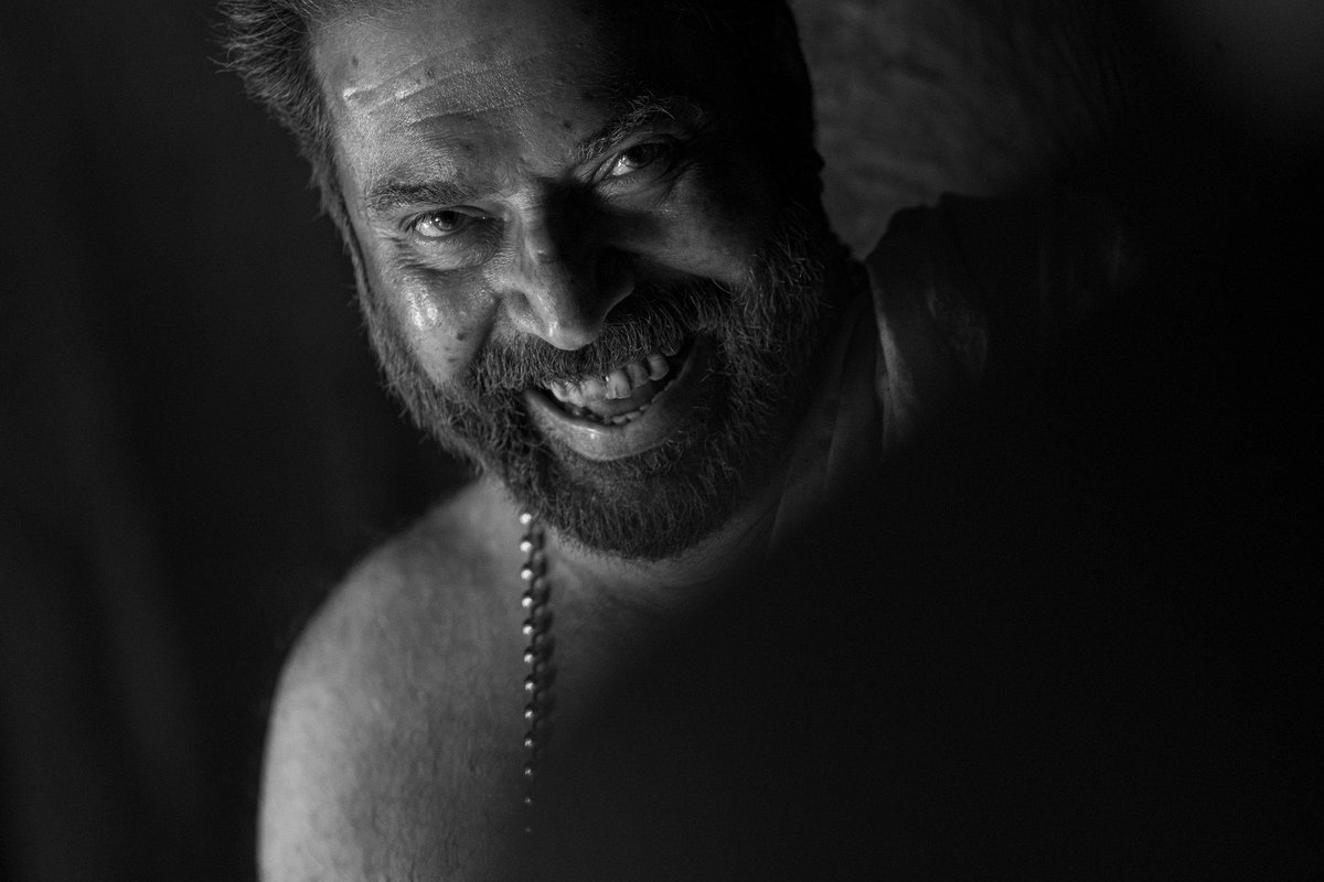 Forumkeralam2's tweet photo. 70th Filmfare  Awards

Best Actor (Malayalam)

Mammootty  - Bramayugam

@mammukka 🔥🔥🔥 #FilmfareAwards https://t.co/PjVro7DEbd