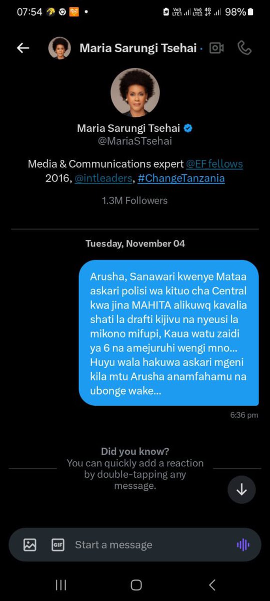 mangekimambi's tweet image. By the way, OC CID wa Arusha, Mahita ambae kamteka na kamuua Banjoo mfanyabiashara wa madini Arusha ni kaka yake na yule Hidaya Mahita ambae  aliwapanga mahomeless wa Marekani na wa Mexico akawabebesha mabango ya Samia.  

Kaka mtu kwenye maandamano aliingia barabarani akawa