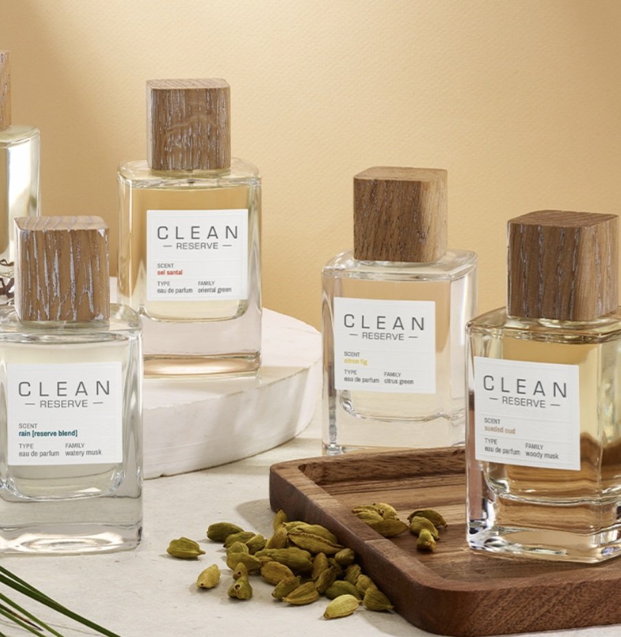 caroedit's tweet photo. @joanadalessu La línea Clean. El neroli es suave y limpio. Hay otro que se llama warm cotton que le siento olor a tintoreria. Y hay algunos que se combinan entre sí. Hay otros mas dulces como el skin, uno mas de sándalo. Incluso los mas potentes son suaves https://t.co/U2RVMePzta