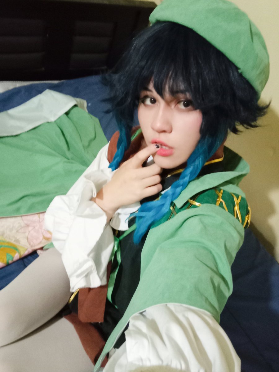 ventitodounctm's tweet photo. Outfitt para que me detone @xdepredadxr 🖤

#venti #femboy #femboyoutfit  #venticosplay #femboycosplay https://t.co/dg5YZzFtpS