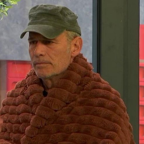 Claranws's tweet photo. @ghoficial Para Carlos: El mejor. Su hastag #CARLOSLOZANO. Sus fotos son, su mejor defensa, historia de GH DÚO 
#GHDúo21F #GHDúo22F👁🖥 https://t.co/mu0UsZQFd5