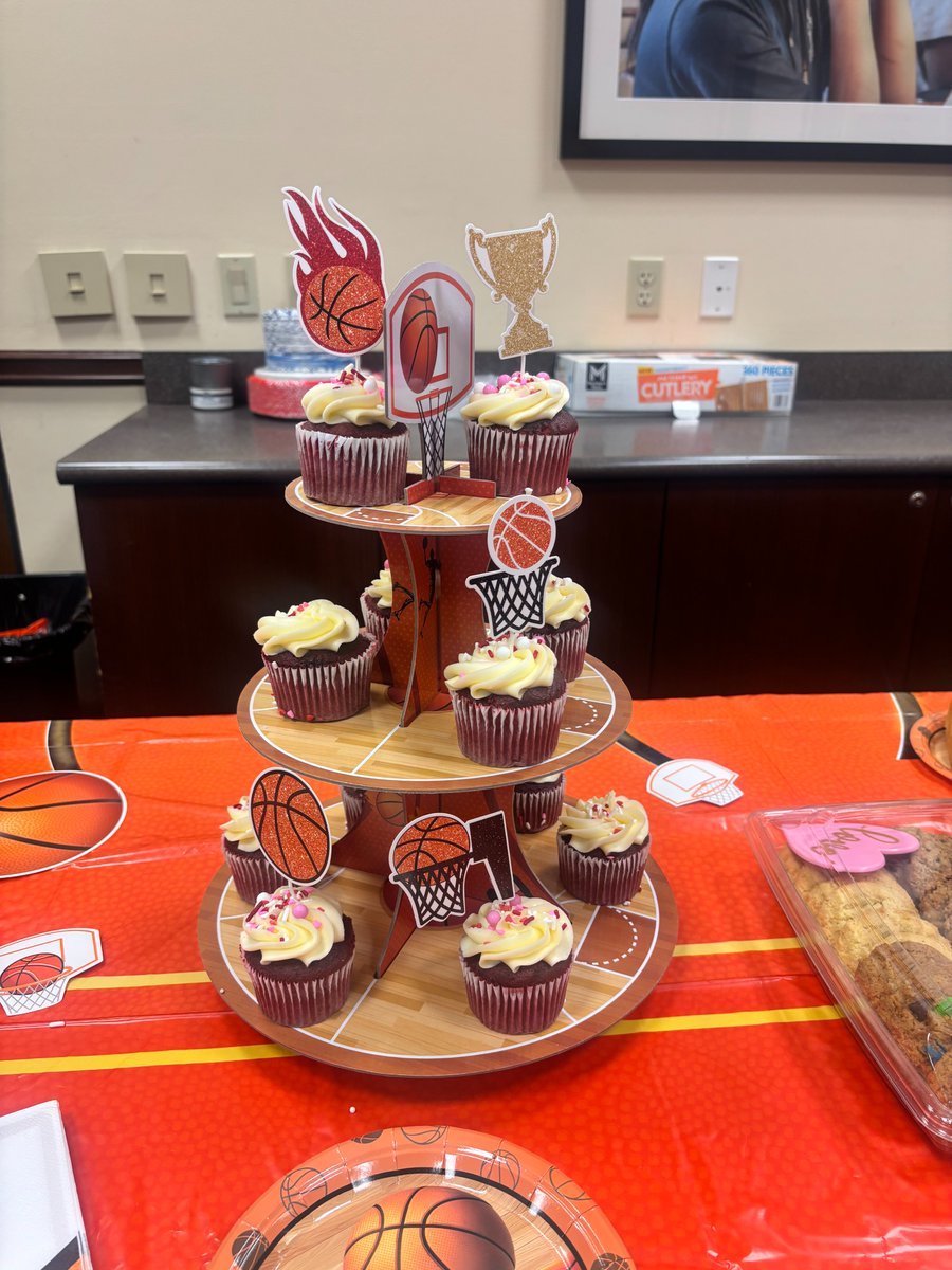 Eli Schwadron tweet media