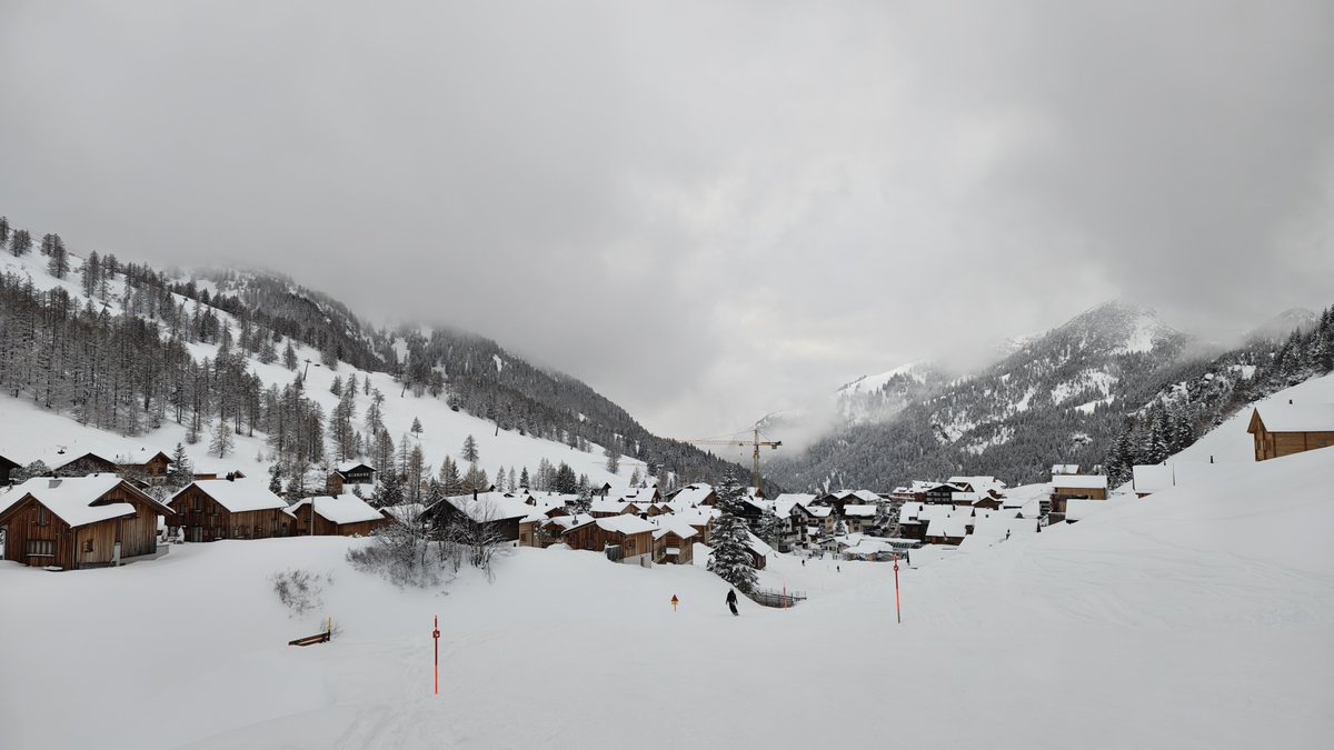 PascalHeyman's tweet photo. Quite the abundance of fresh snow ❄️ in the #Liechtenstein 🇱🇮 Alps this week. Relaxing moments in snow-covered #Steg and #Malbun. #PrincelyMoments @LI_Travel https://t.co/LFzz00XpTW