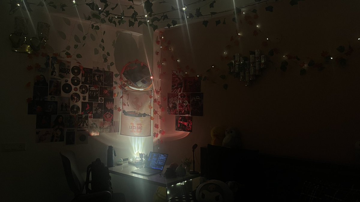 billu ki gaandmasti 🐈‍⬛ tweet media